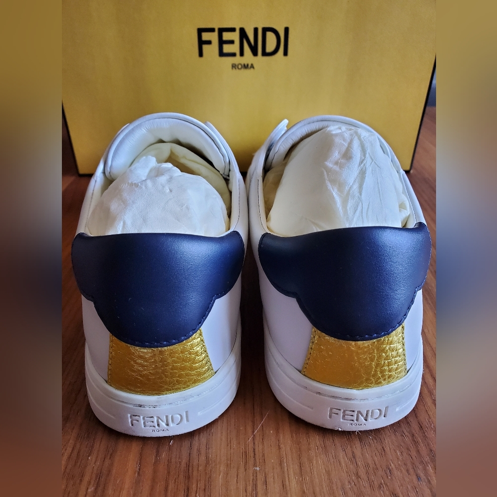 ***SOLD OUT***New 100% Auth Women's Slip on Rockoko Fendi Logo Sneakers White - Picture 10 of 12